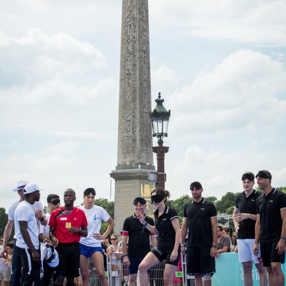 Laury Thilleman (Miis France 2011), Fabienne Carat - Journée Paris 2024 sur la place de La Concorde à Paris le 23 juin 2019. La Concorde s'est transformée le temps d'une journée pour devenir un magnifique parc sportif urbain au coeur de Paris et inviter petits et grands, en famille, entre amis, à partager des moments inoubliables au contact des plus grands athlètes. © Cyril Moreau/Bestimage