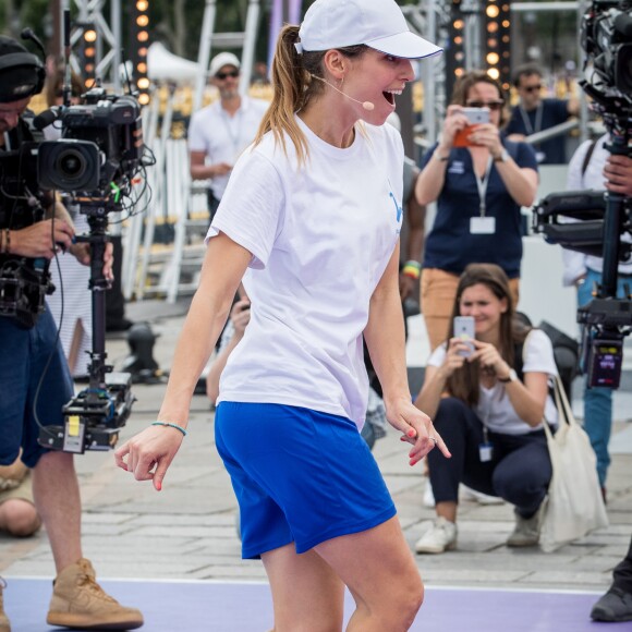 Laury Thilleman (Miss France 2011) - Journée Paris 2024 sur la place de La Concorde à Paris le 23 juin 2019. La Concorde s'est transformée le temps d'une journée pour devenir un magnifique parc sportif urbain au coeur de Paris et inviter petits et grands, en famille, entre amis, à partager des moments inoubliables au contact des plus grands athlètes. © Cyril Moreau/Bestimage