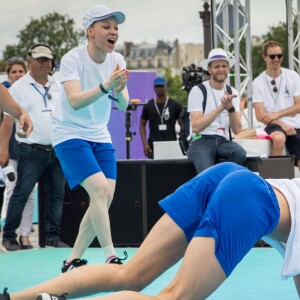 Laury Thilleman (Miss France 2011) - Journée Paris 2024 sur la place de La Concorde à Paris le 23 juin 2019. La Concorde s'est transformée le temps d'une journée pour devenir un magnifique parc sportif urbain au coeur de Paris et inviter petits et grands, en famille, entre amis, à partager des moments inoubliables au contact des plus grands athlètes. © Cyril Moreau/Bestimage