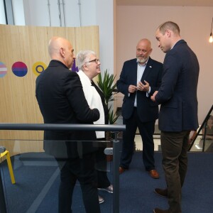 Le prince William, duc de Cambridge, a rencontré les membres de l'association "Albert Kennedy Trust" à Londres, pour discuter du problème des jeunes LGBTQ sans-abri. Le 26 juin 2019