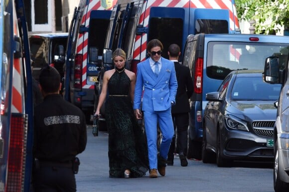 Chris Pine et sa compagne Annabelle Wallis - Les célébrités arrivent à la réception du mariage de Zoe Kravitz et Karl Glusman dans la maison de Lenny Kravitz à Paris, France, le 29 juin 2019.