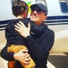 Gad Elmaleh retrouve son fils Raphaël. Instagram, le 18 avril 2018.