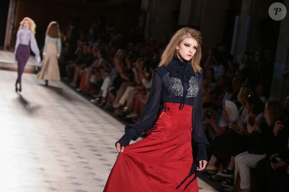 Défilé de mode Haute-Couture automne-hiver 2019/2020 "Julien Fournié" à Paris. Le 2 juillet 2019