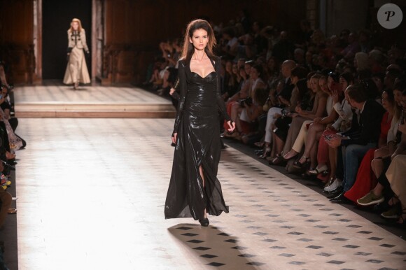 Défilé de mode Haute-Couture automne-hiver 2019/2020 "Julien Fournié" à Paris. Le 2 juillet 2019