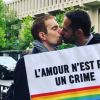 David Belliard participe à un french kiss devant l'ambassade de Russie à Paris. Instagram le 18 mai 2019