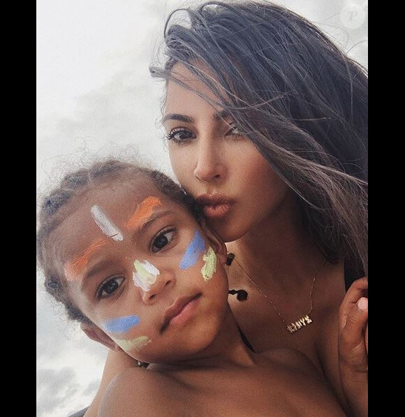 Kim Kardashian et son fils Saint West. Juin 2019.