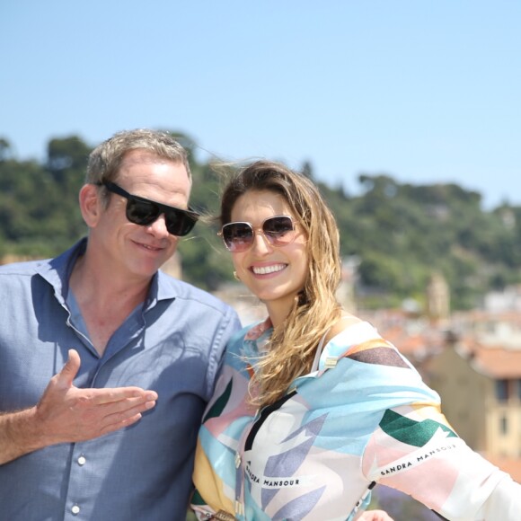 Exclusif - Garou et Laury Thilleman à Nice pour les préparatifs de la fête de la musique sur la place Massena le 20 juin 2019 © Sébastien Botella / Nice Matin / Bestimage