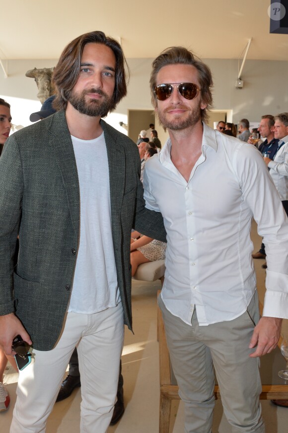 Exclusif -Dimitri Rassam et Philippe Lacheau dans la tente VIP lors du Longines Paris Eiffel Jumping au Champ de Mars à Paris, le samedi 6 juillet 2019. © Veeren-Ramsamy/Bestimage