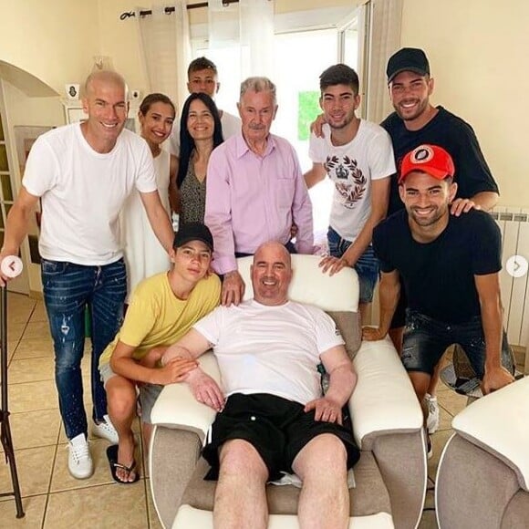 Enzo Zidane rend hommage à son oncle Farid, décédé le 12 juillet 2019 à Marseille, sur Instagram le 15 juillet 2019.