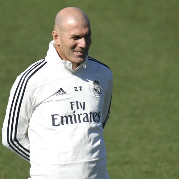 Zinedine Zidane lors d'une séance d'entraînement du Real Madrid à Madrid le 15 mars 2019.