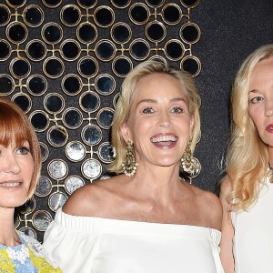 Lynn Posluns, Sharon Stone and Pauline Maki à la soirée "Brain Health Initiative 100th Anniversary of Women's Suffrage Gala" à Los Angeles, le 17 juillet 2019. © CPA/Bestimage