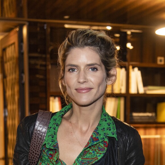 Alice Taglioni - Soirée d'inauguration du Spa Akasha (Carita) à l'hôtel Lutetia à Paris le 10 septembre 2018. Entièrement créé pour le " nouveau " Lutetia, le Spa Akasha, luxueux écrin de 700 m2, dévoile son approche unique basée sur les quatre éléments : air, terre, eau et feu. Le Spa s'est entouré de marques expertes pour faire du lieu une référence de qualité et offrir une sélection de soins et de programmes issus des dernières avancées dans le domaine du bien-être, de la beauté, de la nutrition et de la forme. Basé sur une prise en charge totale du corps et de l'esprit, le Spa Akasha dispose d'un coiffeur, de six élégantes cabines de soin, d'un sauna, d'un hammam, d'un bain à remous ainsi qu'un espace fitness de 100 m2 bénéficiant de la lumière du jour et offrant un programme de cours innovants. Pour parfaire cette expérience de forme et de bien-être hors du commun, le Spa Akasha vous propose de plonger dans sa sublime piscine de 17 m de long, bénéficiant elle aussi de la lumière naturelle. © Pierre Perusseau/Bestimage