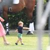 Kate Middleton et son fils le prince Louis au King Power Royal Charity Polo Day à Wokingham, dans le Berkshire, le 10 juillet 2019. Les princes Harry et William étaient le terrain, tandis que Meghan Markle pouponnait avec Archie.