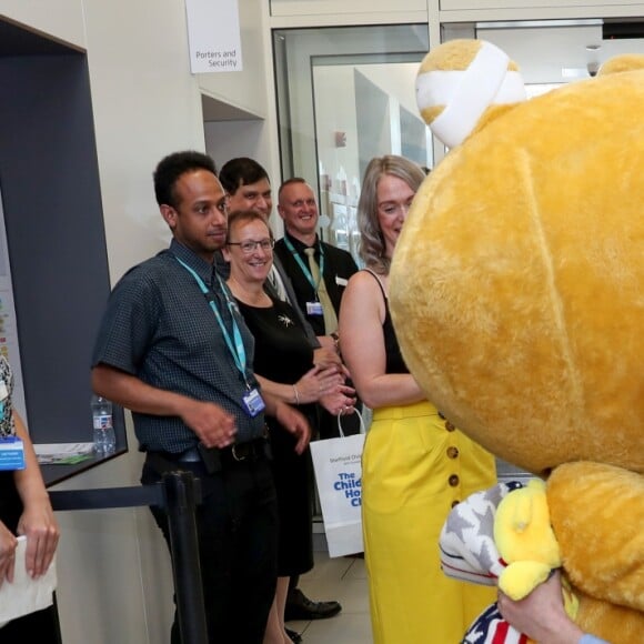 Le prince Harry, duc de Sussex, lors d'une visite à l'hôpital pour enfants de Sheffield le 25 juillet 2019 à Sheffield, en Angleterre le 25 juillet 2019.