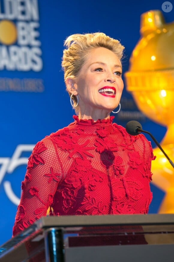 Sharon Stone à la 75ème soirée annuelle Golden Globe nominations à l'hôtel Beverly Hilton à Los Angeles, le 11 décembre 2017.
