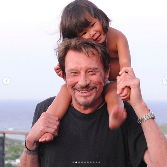 Joy Hallyday a fêté ses 11 ans, le 27 juillet 2019. Laeticia Hallyday a ouvert l'album de famille sur Instagram.