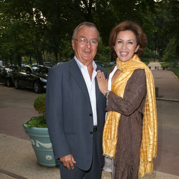 Corinne Touzet et son pere - Soiree "La charcuterie fait son show" au Chalet du Lac a Paris le 10 juin 2013. JP Coffe et Joel Mauvigney (President de la confederation nationale des charcutiers) ont organise cette fete dans le cadre de la semaine de la charcuterie artisanale.