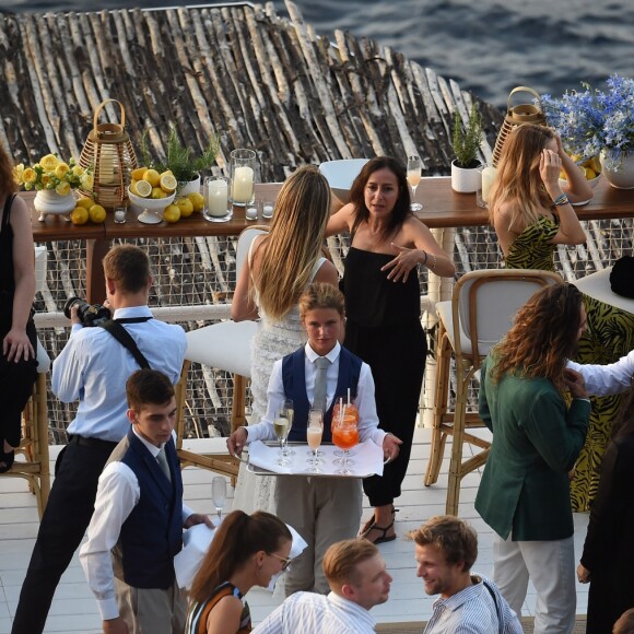 HHeidi Klum et Tom Kaulitz arrivent en bateau au restaurant Riccio à Capri, pour une réception à la veille de leur mariage. Le 2 août 2019.