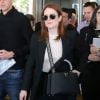 Julianne Moore arrive à l'aéroport de Nice en marge de la 72ème édition du Festival de Cannes le 13 mai 2019. © Cyril Dodergny / Nice Matin / Bestimage