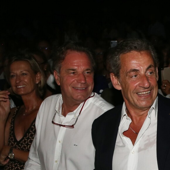 Renaud Muselier, Nicolas Sarkozy et Gil Bernardi (Maire de Le Lavandou) - Carla Bruni-Sarkozy en concert au théâtre de Verdure du Grand Jardin à Le Lavandou le 23 juillet 2019. © Dominique Jacovides-Cyril Moreau/Bestimage