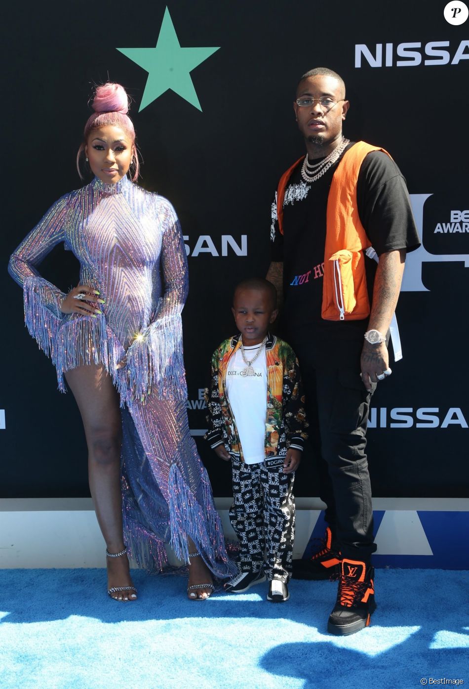 Yung Miami, son fils Jai et son petit ami, le producteur Southside aux