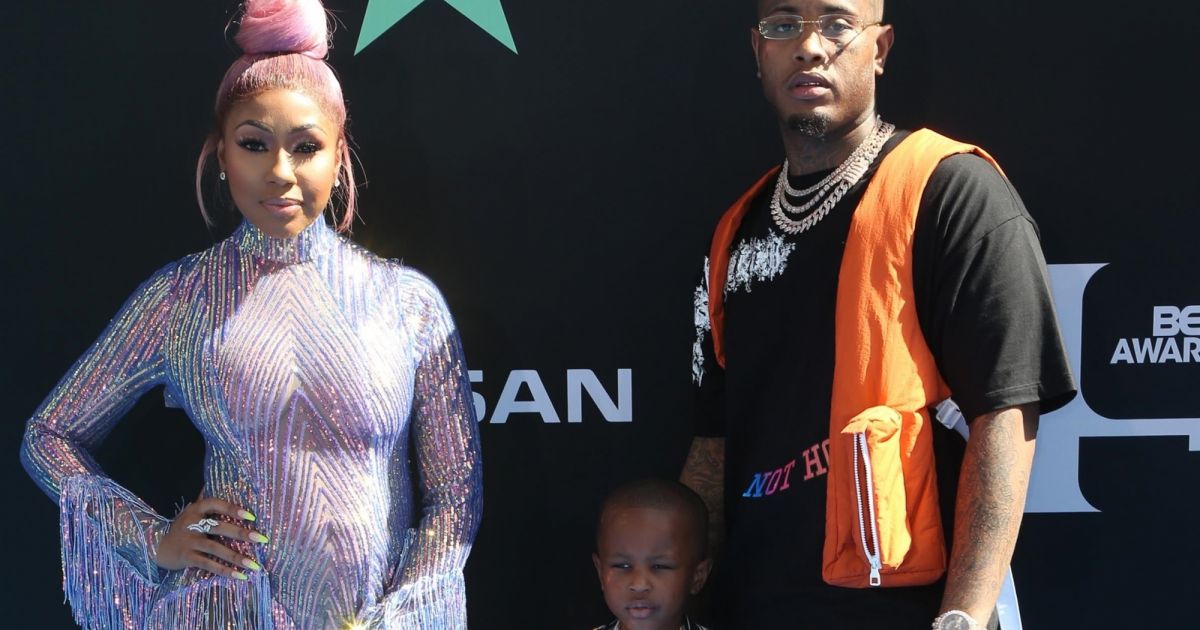 Yung Miami, son fils Jai et son petit ami, le producteur Southside aux