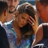 Exclusif - Khloe Kardashian arbore une nouvelle coupe de cheveux pour la promotion des produits de beaute "Kardashian Sun Kissed" a Burbank, le 19 juin 2013.