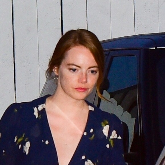 Exclusif - Emma Stone et son compagnon Dave McCary sont allés dîner dans le restaurant Giorgio Baldi à Santa Monica, le 8 août 2019.