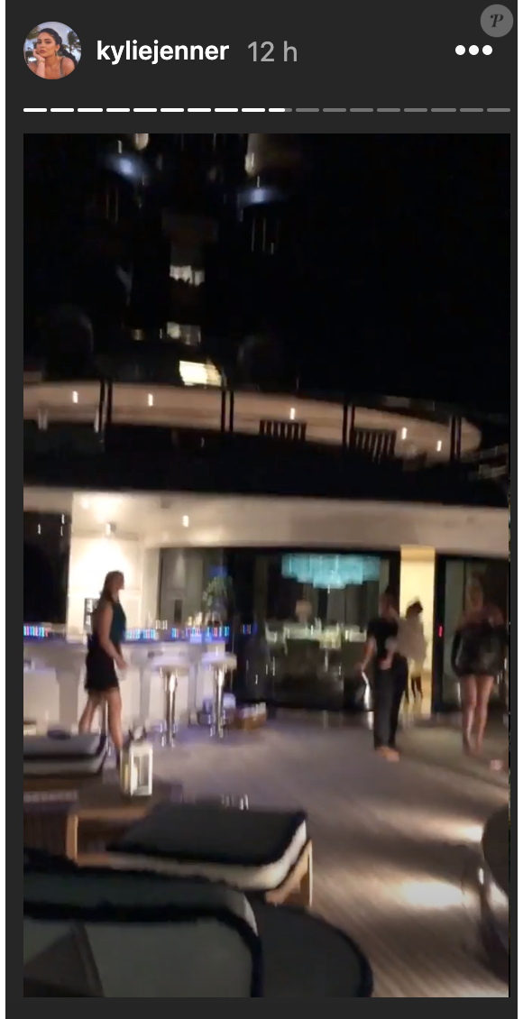 Kylie Jenner : son incroyable anniversaire pour ses 22 ans sur un yacht.