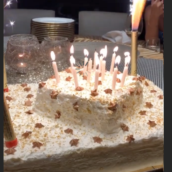 Kylie Jenner : son incroyable anniversaire pour ses 22 ans sur un yacht.