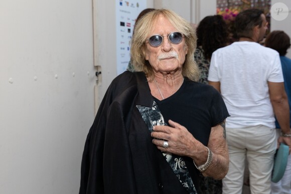 Exclusif - Le chanteur Christophe avant le concert "Depardieu Chante Barbara" au Festival de Ramatuelle, France, le 11 août 2019.