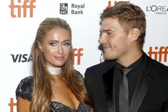 Paris Hilton et son fiancé Chris Zylka - Première du film "Ma vie avec John F. Donovan" lors du Festival International du Film de Toronto (TIFF). Le 10 septembre 2018.