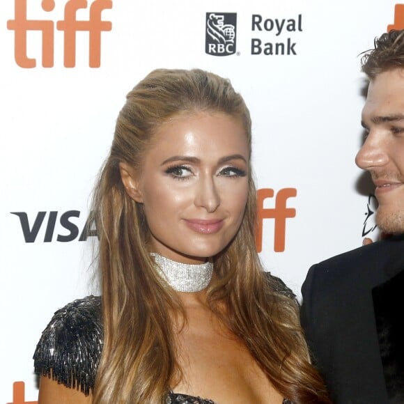 Paris Hilton et son fiancé Chris Zylka - Première du film "Ma vie avec John F. Donovan" lors du Festival International du Film de Toronto (TIFF). Le 10 septembre 2018.