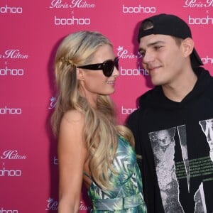 Paris Hilton et son fiancé Chris Zylka - Soirée de lancement de la collection "Paris Hilton x Boohoo" à l'hôtel Marois à Paris, le 26 juin 2018.