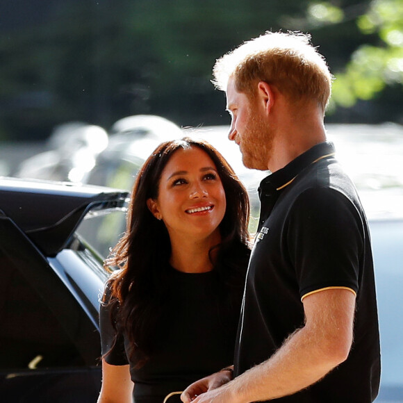 Le prince Harry, duc de Sussex, et Meghan Markle, duchesse de Sussex vont saluer les équipes de baseball "Boston Red Sox" et "New York Yankees" dans leurs vestiaires dans le cadre des Invictus Games 2019 au London Stadium. Londres, le 29 juin 2019.
