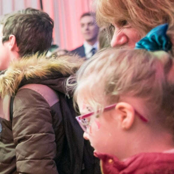 Le président de la république, Emmanuel Macron et la première dame Brigitte Macron fêtent le Noël de l'Elysée à la Manufacture des Gobelins, Paris, France, le 19 décembre 2018. © Stephane Lemouton / Bestimage