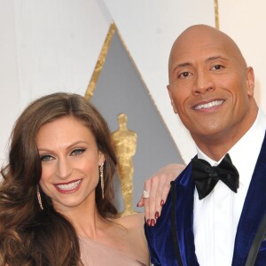 Dwayne "The Rock" Johnson et sa compagne Lauren Hashian à la 89ème cérémonie des Oscars au Hollywood & Highland Center à Hollywood, Los Angeles, Califonie, Etats-Unis, le 26 février 2017.