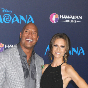 Dwayne Johnson et Lauren Hashian - Première du film "Moana" à Los Angeles le 14 novembre 2016