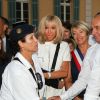 Emmanuel Macron, président de la République Française, et la première dame Brigitte Macron (avec une attelle au bras droit) arrivent à la mairie de Bormes-les-Mimosas lors de la cérémonie de commémoration du 75ème anniversaire de la libération de la ville de Bormes-les-Mimosas, le 17 août 2019. © Dominique Jacovides/Bestimage