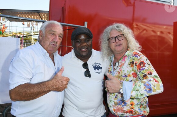 Marcel Campion, Mr Beksoul et Pierre-Jean Chalençon Inauguration de la Fete a Neu-Neu à Paris - Exclusif - Inauguration de la Fete a Neu-Neu au profit de l'association " Les puits du Désert " à Paris Le 30 août 2019 @ Guirec Coadic / Bestimage30/08/2019 - Paris