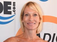 Rebecca Hampton : Superbe sirène en bikini à la plage