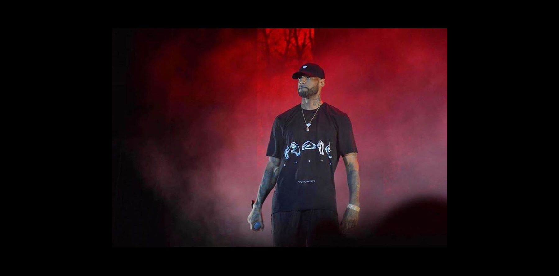 Booba Victime D une Tentative De Meurtre Booba, un témoin de la fusillade raconte : "Des gamins ont tiré partout" -  Purepeople
