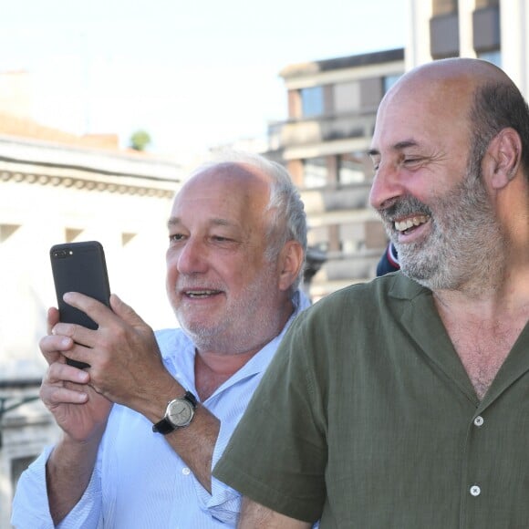 François Berléand et Cédric Klapisch lors de la 12ème édition du festival du Film d'Angoulême, le 21 août 2019. © Guirec Coadic/Bestimage