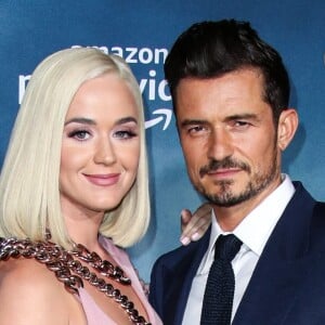 Katy Perry et son fiancé Orlando Bloom à la première de la série télévisée Amazon Prime Video "Carnival Row" au TCL Chinese Theatre dans le quartier de Hollywood, à Los Angeles, Californie, Etats-Unis, le 21 août 2019.