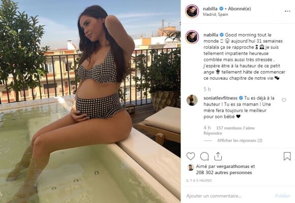 Nabilla Benattia, enceinte de son premier enfant, pose en bikini à Madrid. Instagram, le 24 août 2019.