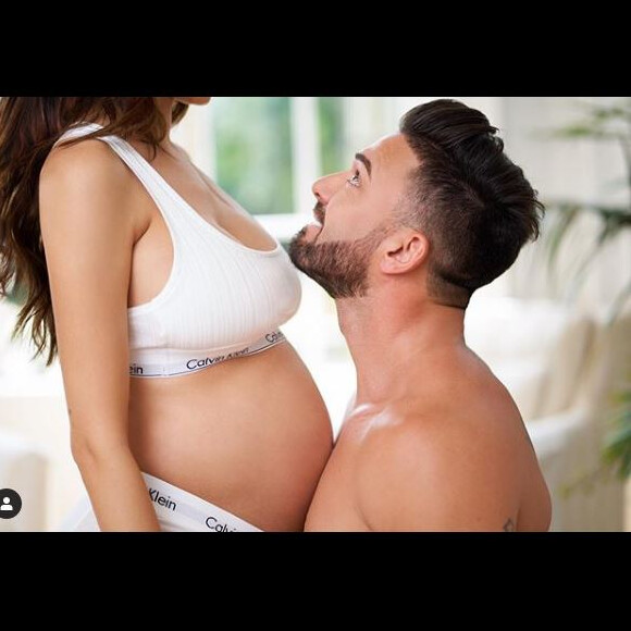 Nabilla et Thomas ont enfin trouvé le futur prénom de leur petit garçon (Juillet 2019).
