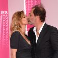 Ingrid Chauvin et son mari Thierry Peythieu durant le "Pink Carpet" des séries "Killing Eve" et "When Heroes Fly" lors du festival "Canneseries" à Cannes, le 8 avril 2018. © Rachid Bellak/Bestimage