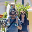  Exclusif - Brian Austin Green, sa femme Megan Fox et leur fils Journey River sont allés déjeuner dans un restaurant à Calabasas. Le 16 août 2019. 