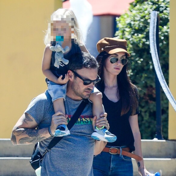 Exclusif - Brian Austin Green, sa femme Megan Fox et leur fils Journey River sont allés déjeuner dans un restaurant à Calabasas. Le 16 août 2019.