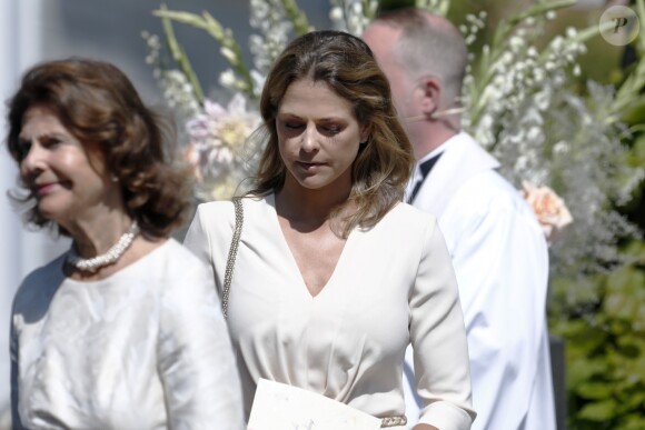 La reine Silvia de Suède et la princesse Madeleine de Suède assistaient le 18 juillet 2019 aux funérailles d'Anki Wallenberg à l'église de Dalaro, à Stockholm, un mois après sa mort dans le naufrage de son voilier sur le lac Léman.